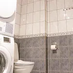 Spacious 3 Bedroom With View *