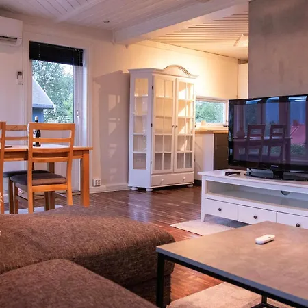 아파트 Spacious 3 Bedroom With View *