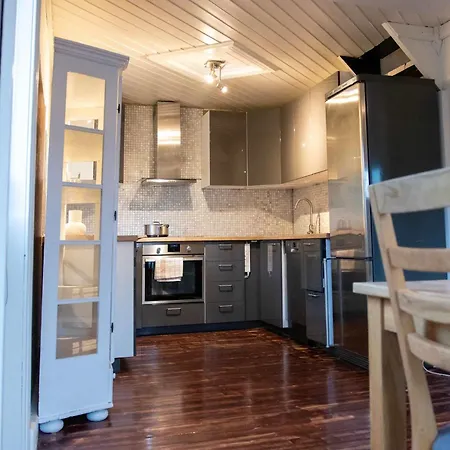 Spacious 3 Bedroom With View Tromsø