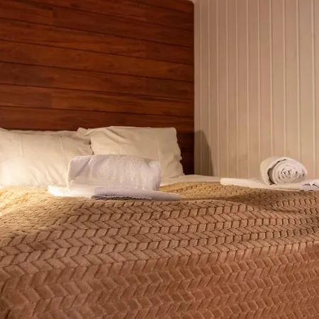 Spacious 3 Bedroom With View *