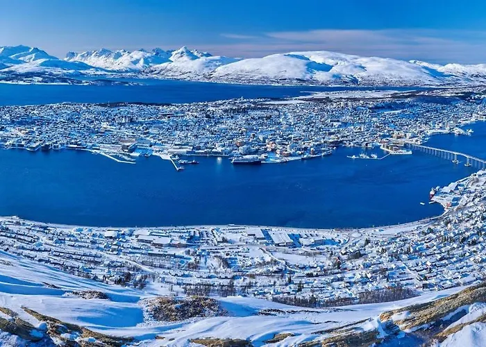 Spacious 3 Bedroom With View Apartamento Tromsø