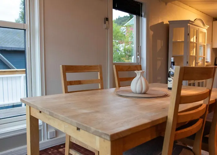 Spacious 3 Bedroom With View