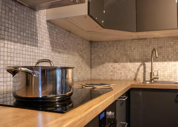 Spacious 3 Bedroom With View Apartamento