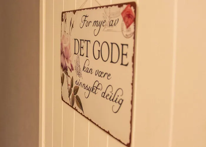 Spacious 3 Bedroom With View *